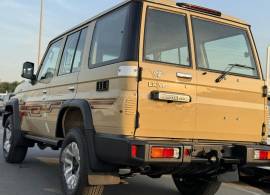 Toyota Land Cruiser LC 76 4L