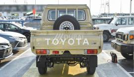 Toyota Land Cruiser 79 4L