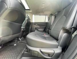 TOYOTA HIGHLANDER XLE 2.4