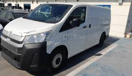 Toyota Hiace 3.5