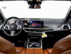 BMW X7 M60i 4.4