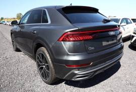 AUDI Q8 S line Sport/Plus 3