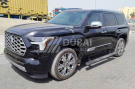 TOYOTA SEQUOIA 2025