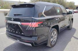 TOYOTA SEQUOIA 2025