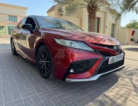 Toyota Camry Grand Sport 2022