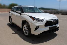 TOYOTA HIGHLANDER 2024 