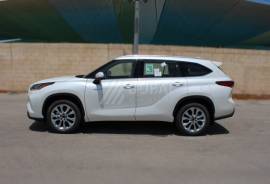 TOYOTA HIGHLANDER 2024 